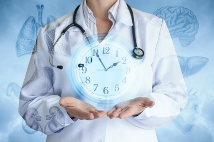 Image Doctor shows the clock on the background of internal organs