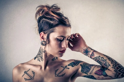 Image Indie beauty person.