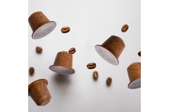 Image Solinatra's coffee capsules in front of a white background.