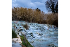 Image people bathing in natural spring water