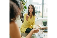 Image Person holding a supplement.