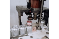 machine manufacturing beverage cans
