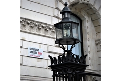 Image downing street sign board
