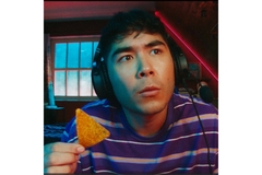 Gamer eating Doritos Silent.