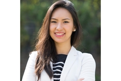 Image Headshot of a woman.