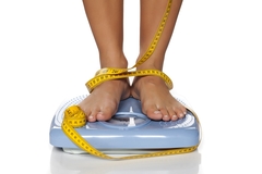Image Noom and Livinti partners on weight loss companion