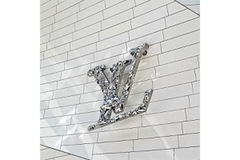 LV sign on wall