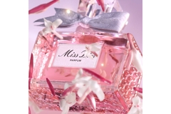 Image New Miss Dior perfume packaging.