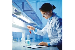 Image Researcher in a laboratory doing a study on the gut microbiome.