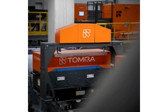 Image Tomra waste sorting machine.