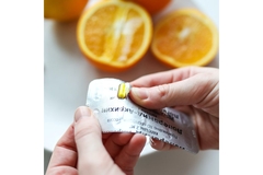 Image Opening blister packaging.