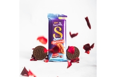 Cadburys Oreo chocolate bar.