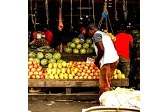 Image People shopping at the market