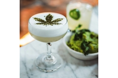 Image Cannabis cocktail.
