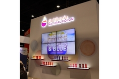 Image California Natural Color stand.