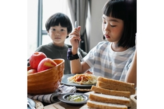 Children eating healthy nutrition