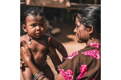 Image Odisha India mother and child