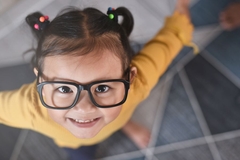 Image Toddler with glasses, eye health