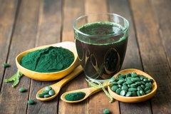 Image spirulina powder, tablets and drink.