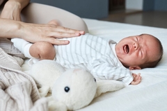 Image colic baby