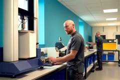 Image Man in PackSure's testing lab.