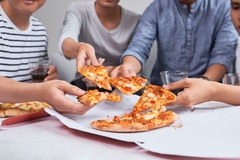 People eating pizza