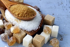 Sugar on spoon