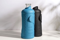 A blue bottle and a black bottle