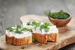 Image Plant-based spread on bread
