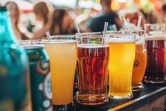 Image Drinks on bar