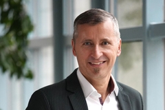 Image Headshot of a man.