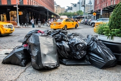 Image garbage bags on street of New York