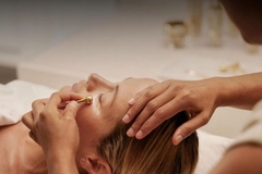 Image woman getting facial