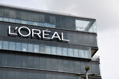 loreal logo on building