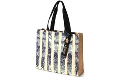Image A bag with a black handle