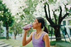 Image Woman with drink.