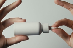 Image pipette bottle