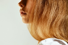 Image woman with blonde hair
