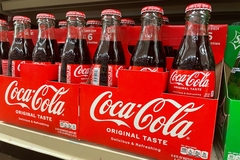 Image Coca-Cola crates.