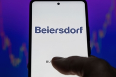 Image Beiersdorf logo on phone