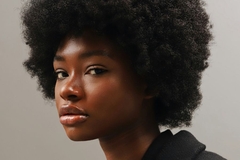 Image portrait of a woman