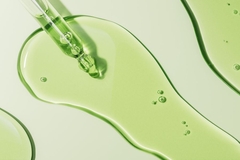 Image green oil with pipette