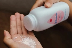 Image Johnson & Johnson babypowder talc