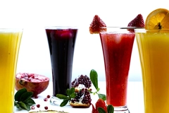 Image various fruit juices in glasses
