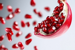 Image Pomegranate slice