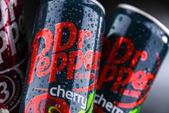 Image Dr Pepper cans