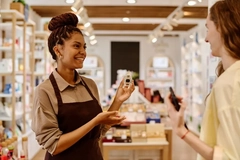 Image woman getting advice in beauty shop