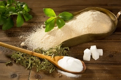 Stevia-derived sweetener on spoon.