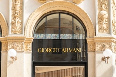 Image Armani storefront