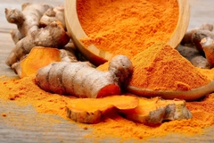 Turmeric root and powder